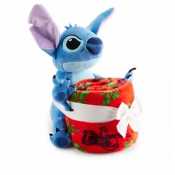 Disney's Lilo & Stitch Kids Buddy & Throw Set by The Big One, Stitch NWT - Picture 2 of 4